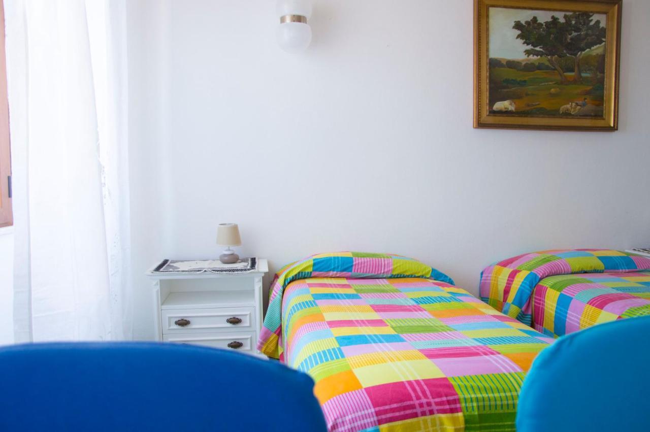 Occhj A Mari Bed and Breakfast Santa Teresa Gallura Exterior foto